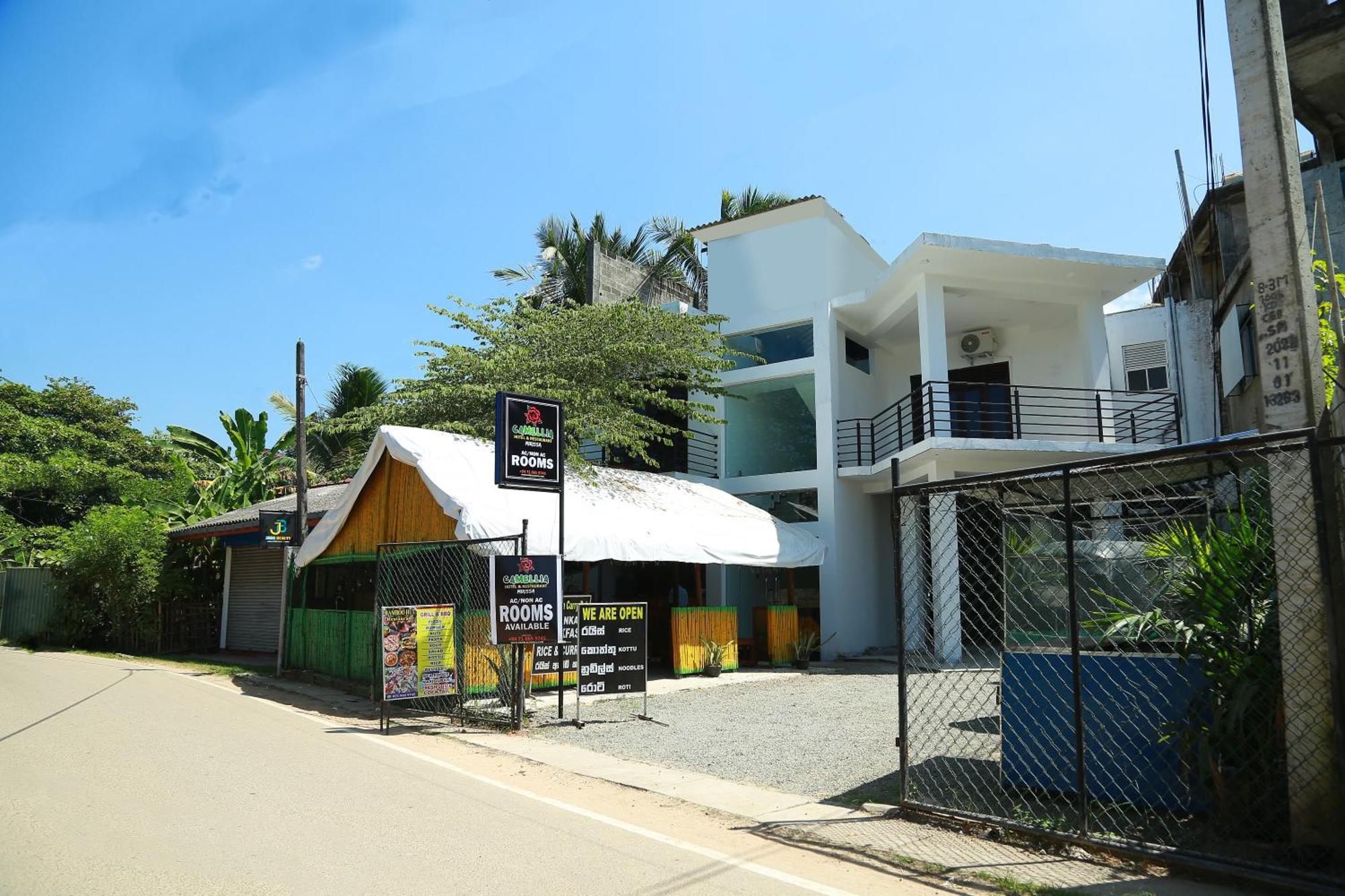 Camellia Hotel & Restaurant Mirissa Esterno foto